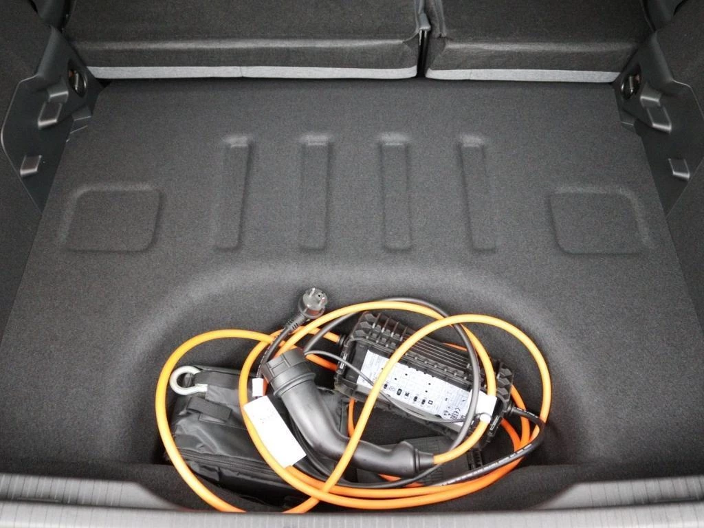 Hoofdafbeelding Citroën ë-C4