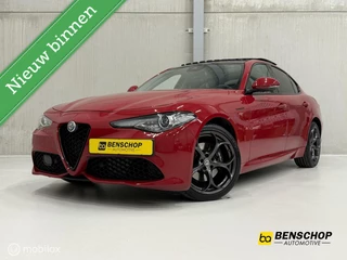 Alfa Romeo Giulia 2.0 AWD Veloce Schuifdak Navi Camera Leer 19 Inch Harman Kardon Xenon