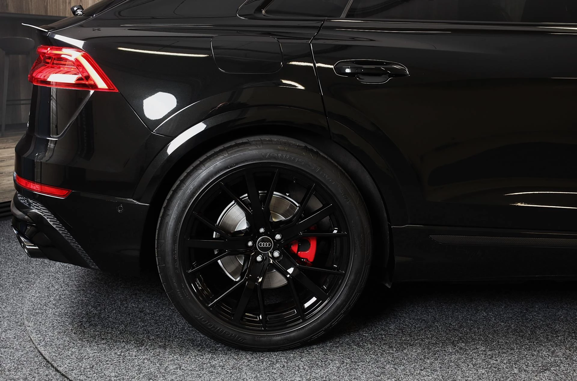 Hoofdafbeelding Audi Q8