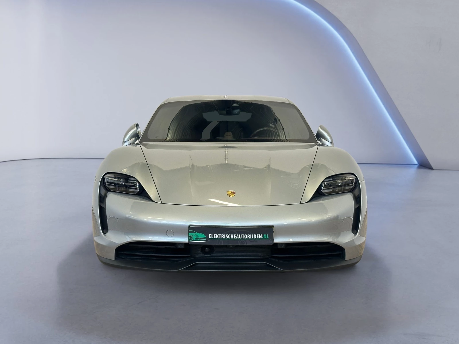 Hoofdafbeelding Porsche Taycan