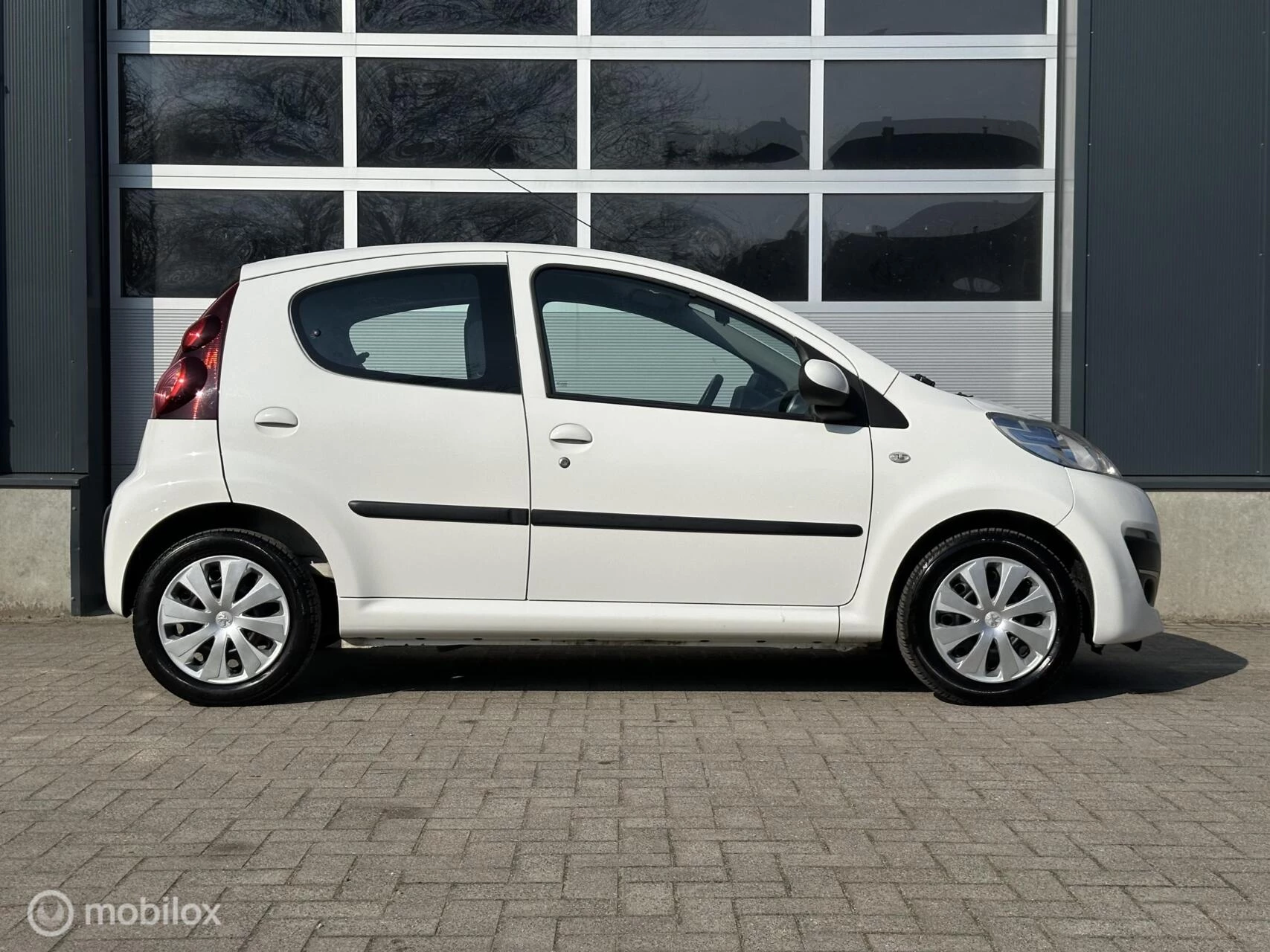 Hoofdafbeelding Peugeot 107