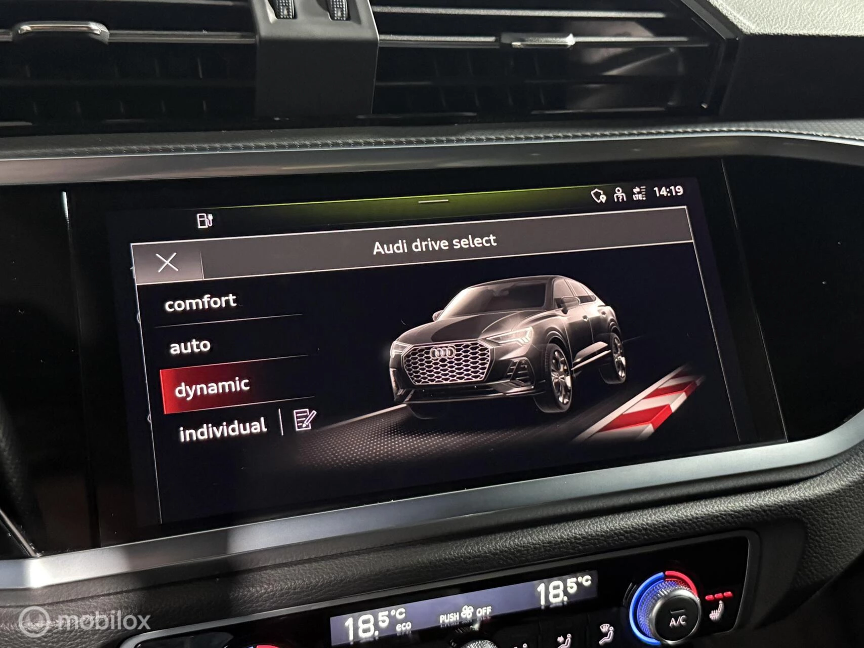 Hoofdafbeelding Audi Q3