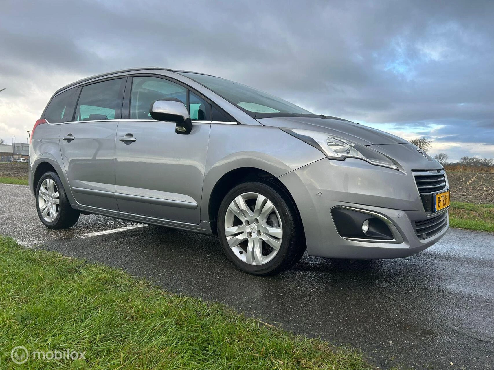 Hoofdafbeelding Peugeot 5008