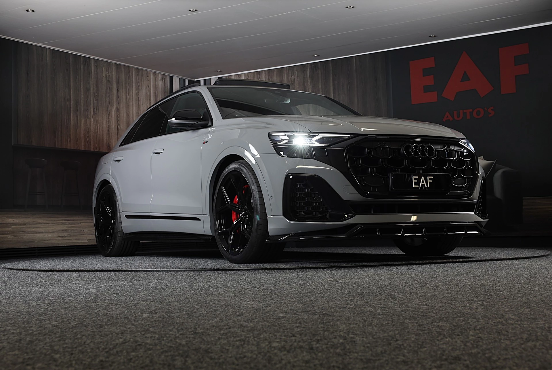 Hoofdafbeelding Audi Q8