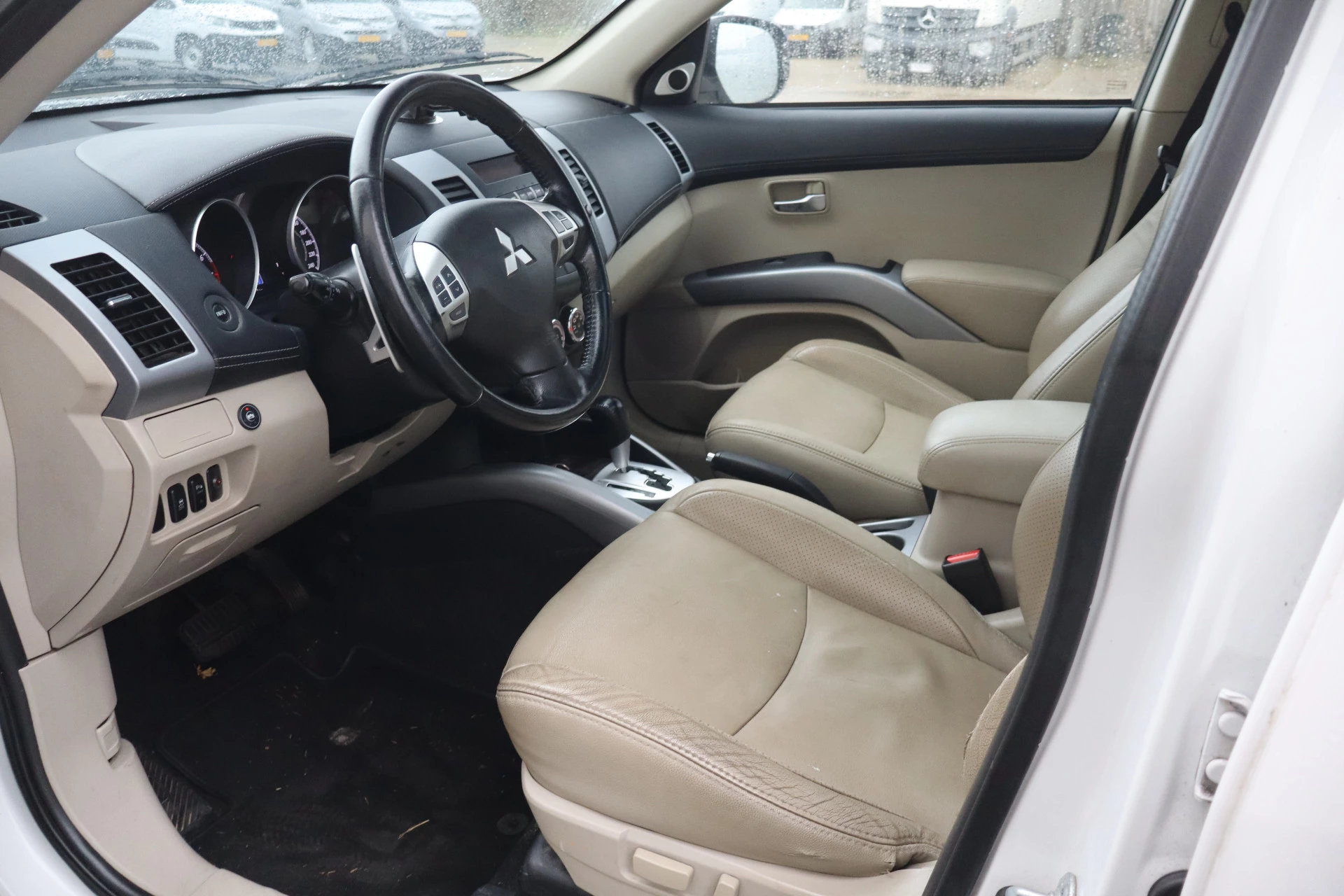 Hoofdafbeelding Mitsubishi Outlander