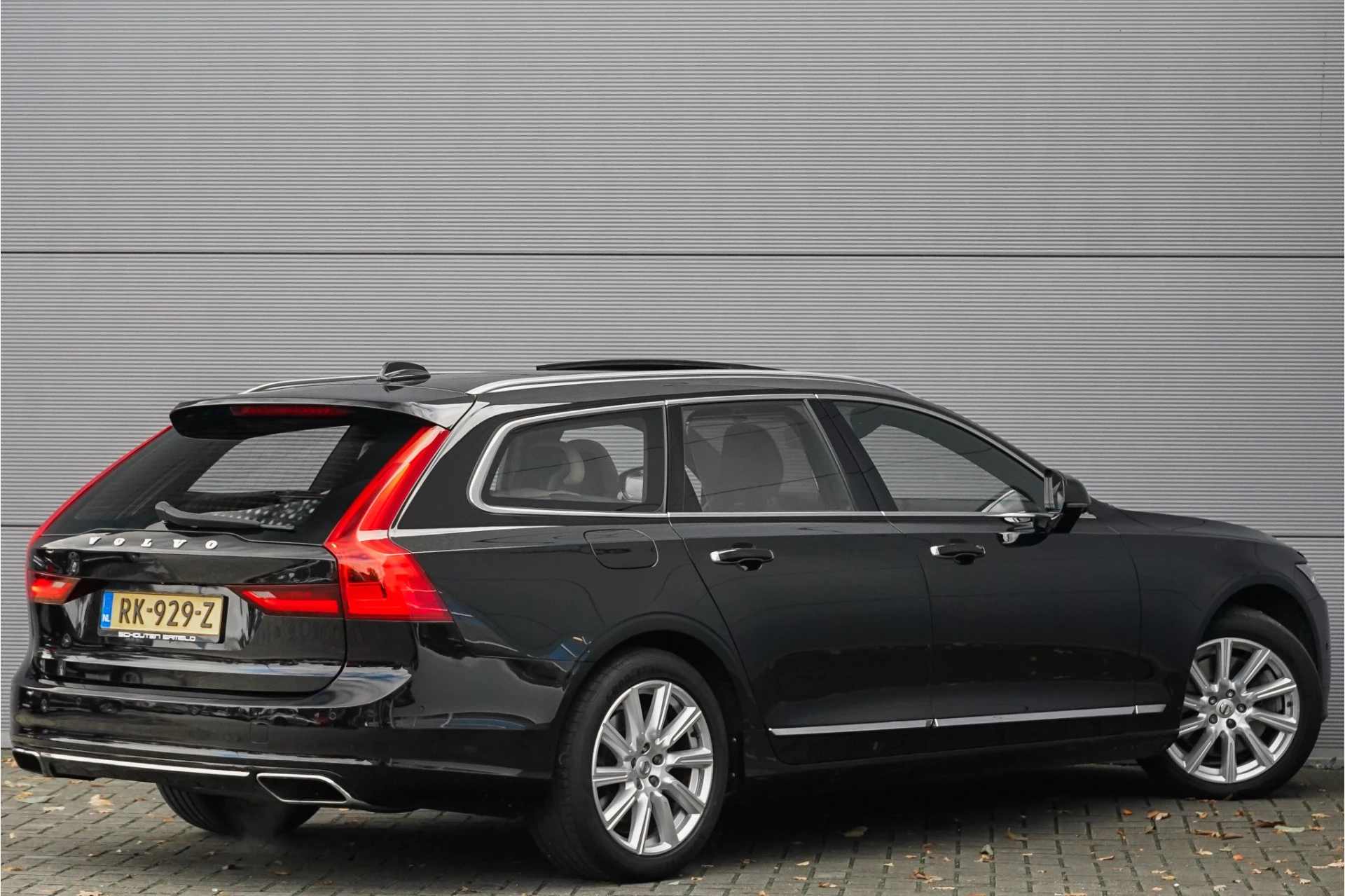 Hoofdafbeelding Volvo V90