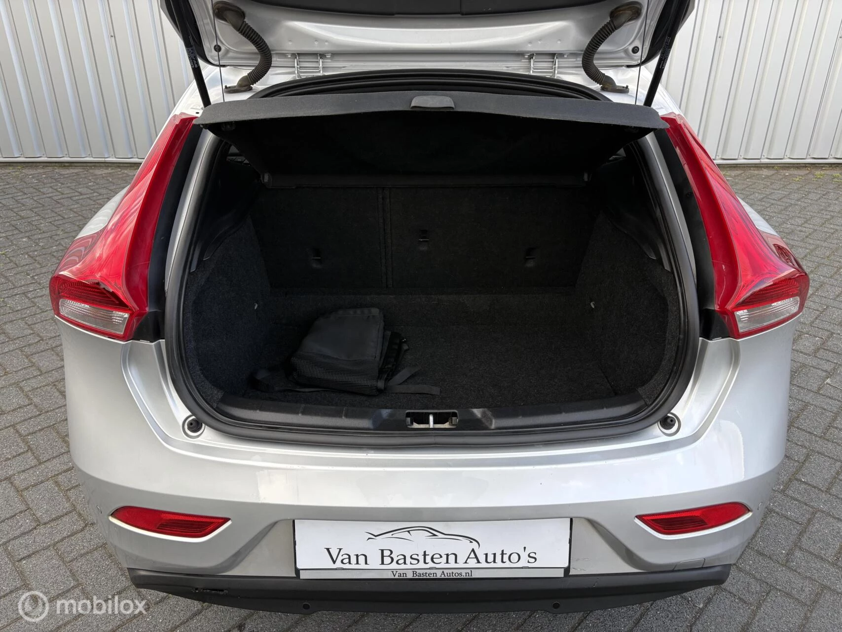 Hoofdafbeelding Volvo V40