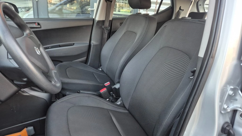 Hoofdafbeelding Hyundai i10