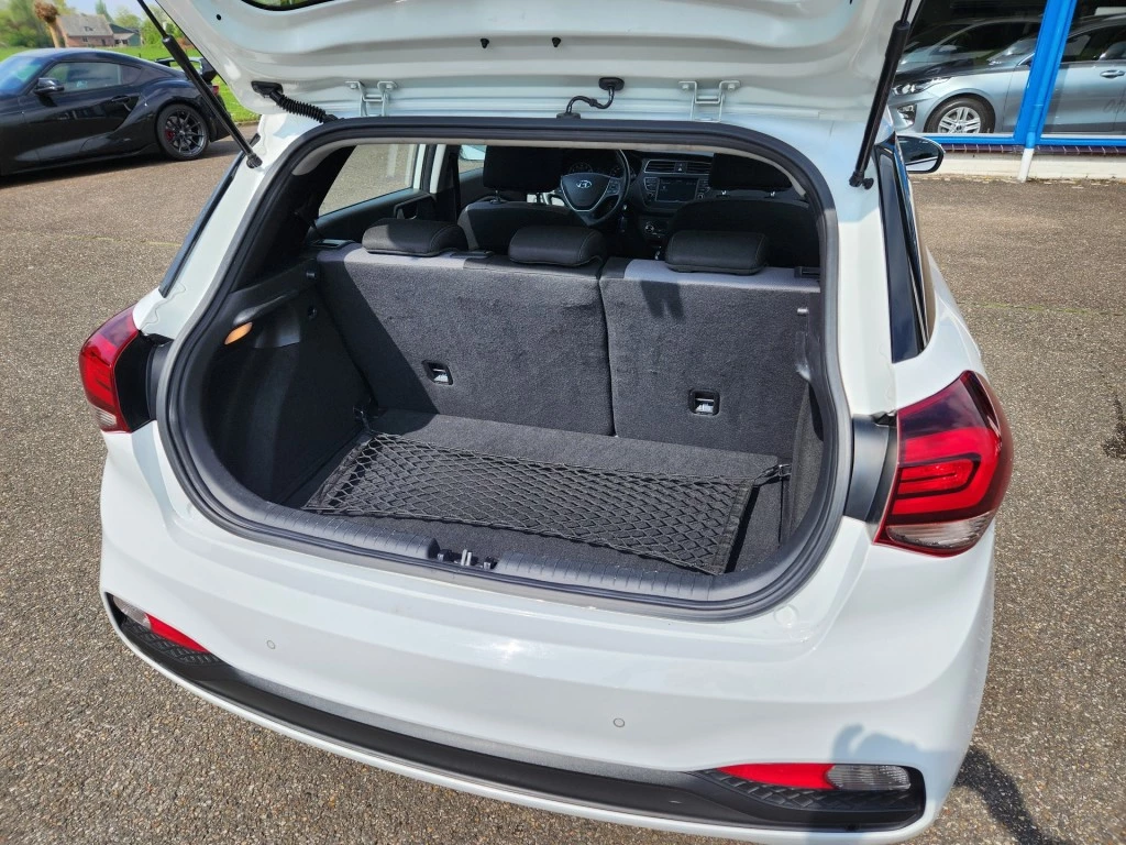 Hoofdafbeelding Hyundai i20