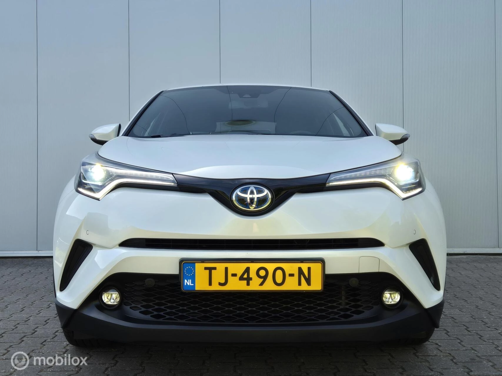 Hoofdafbeelding Toyota C-HR