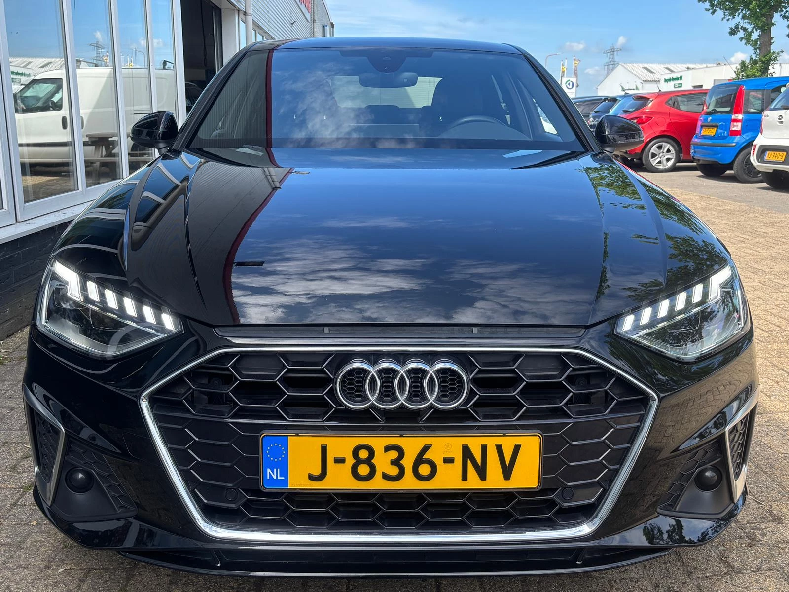 Hoofdafbeelding Audi A4