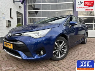 Toyota Avensis 1.8 VVT-i Executive * NAVIGATIE * AIRCO *