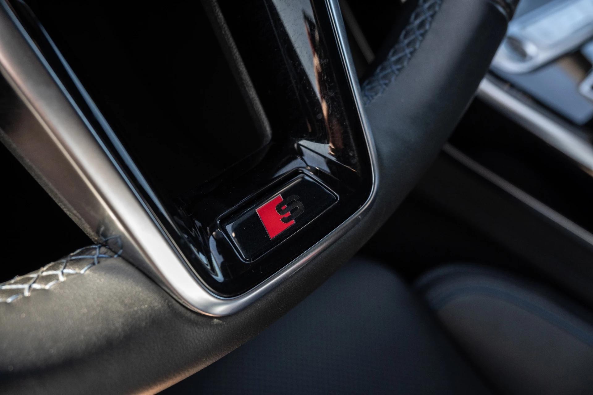 Hoofdafbeelding Audi A8