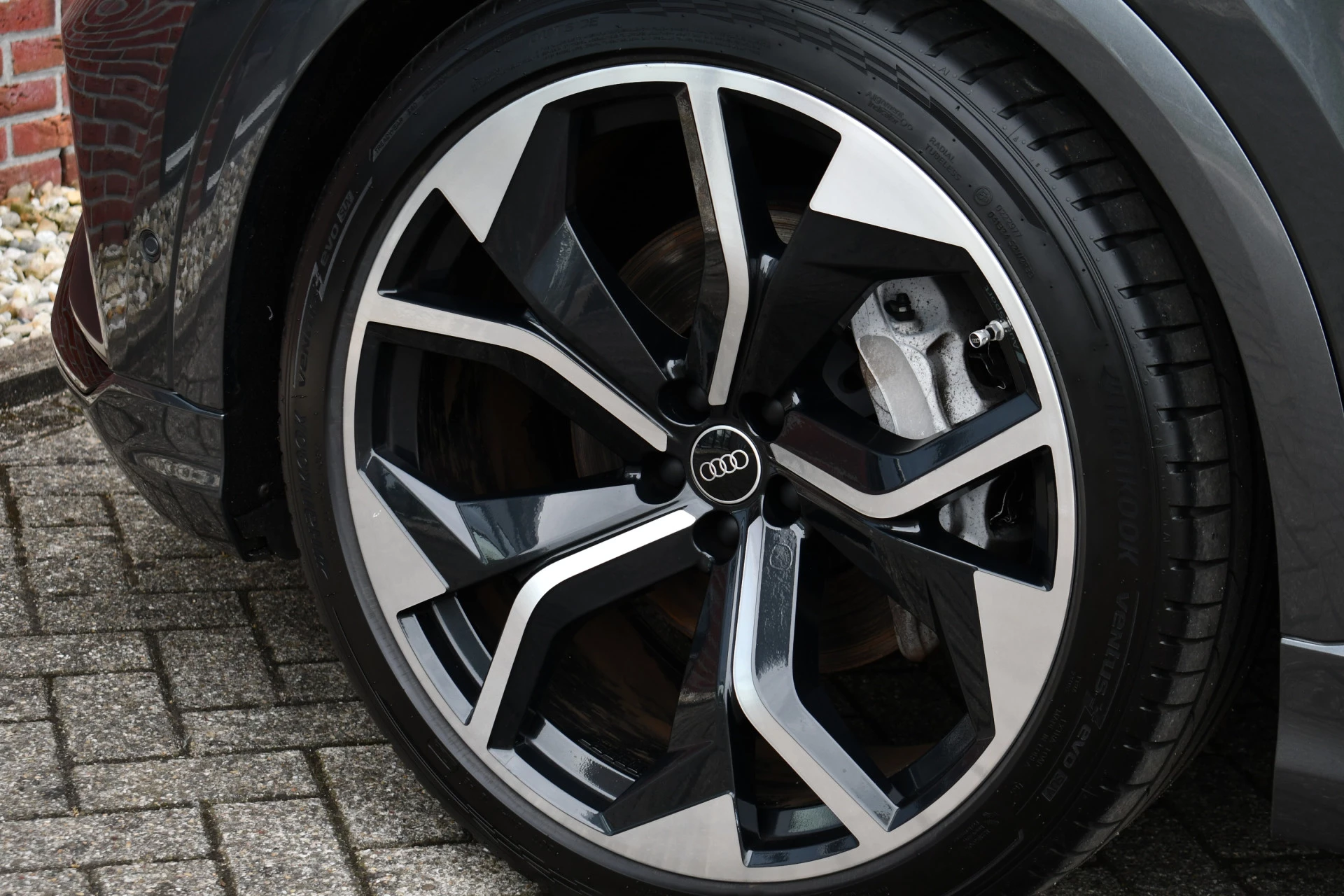 Hoofdafbeelding Audi Q8