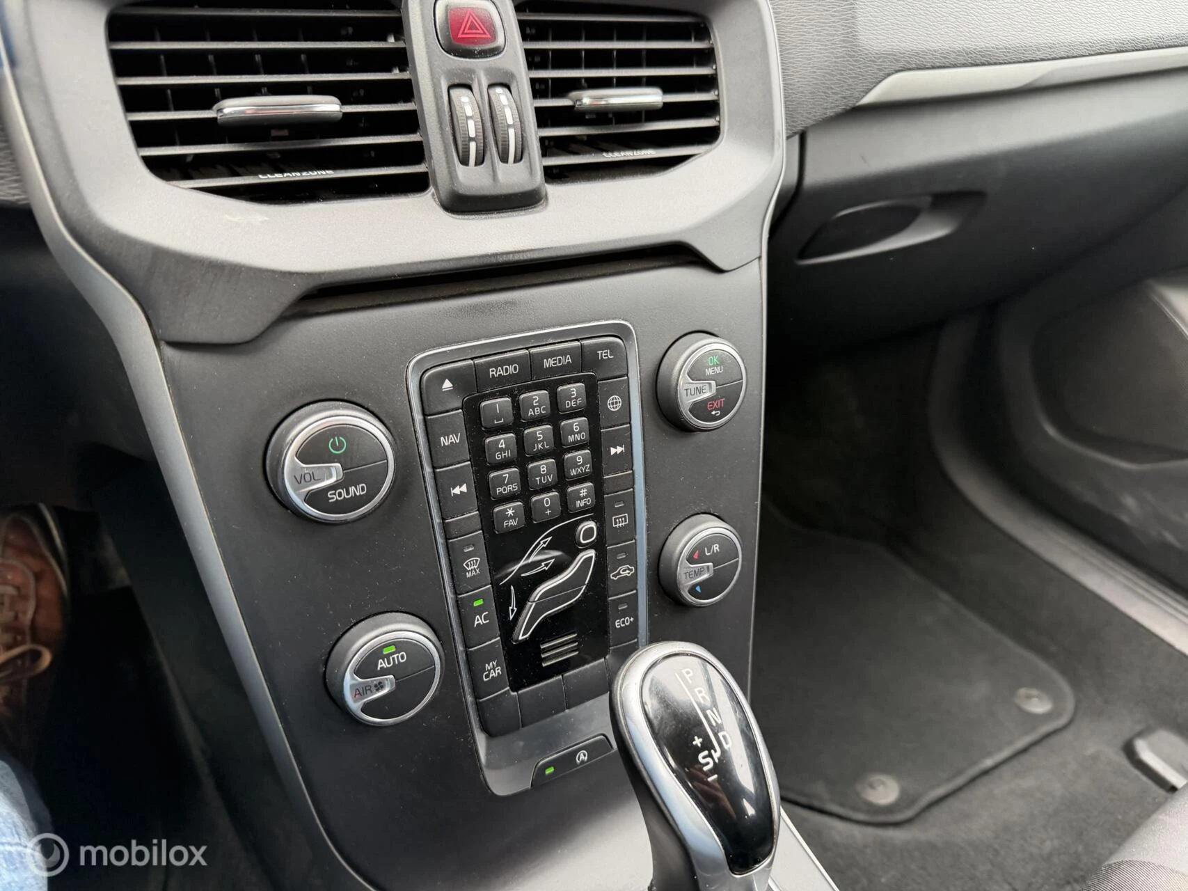 Hoofdafbeelding Volvo V40