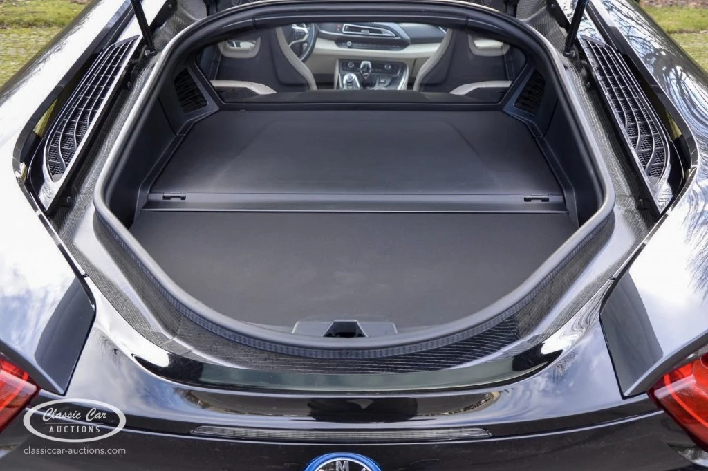 Hoofdafbeelding BMW i8