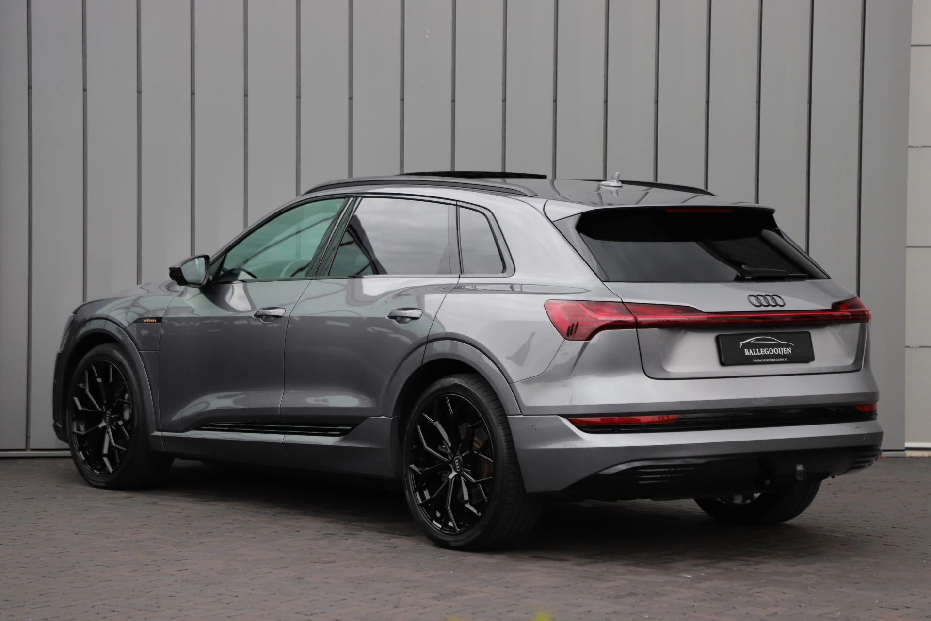 Hoofdafbeelding Audi e-tron