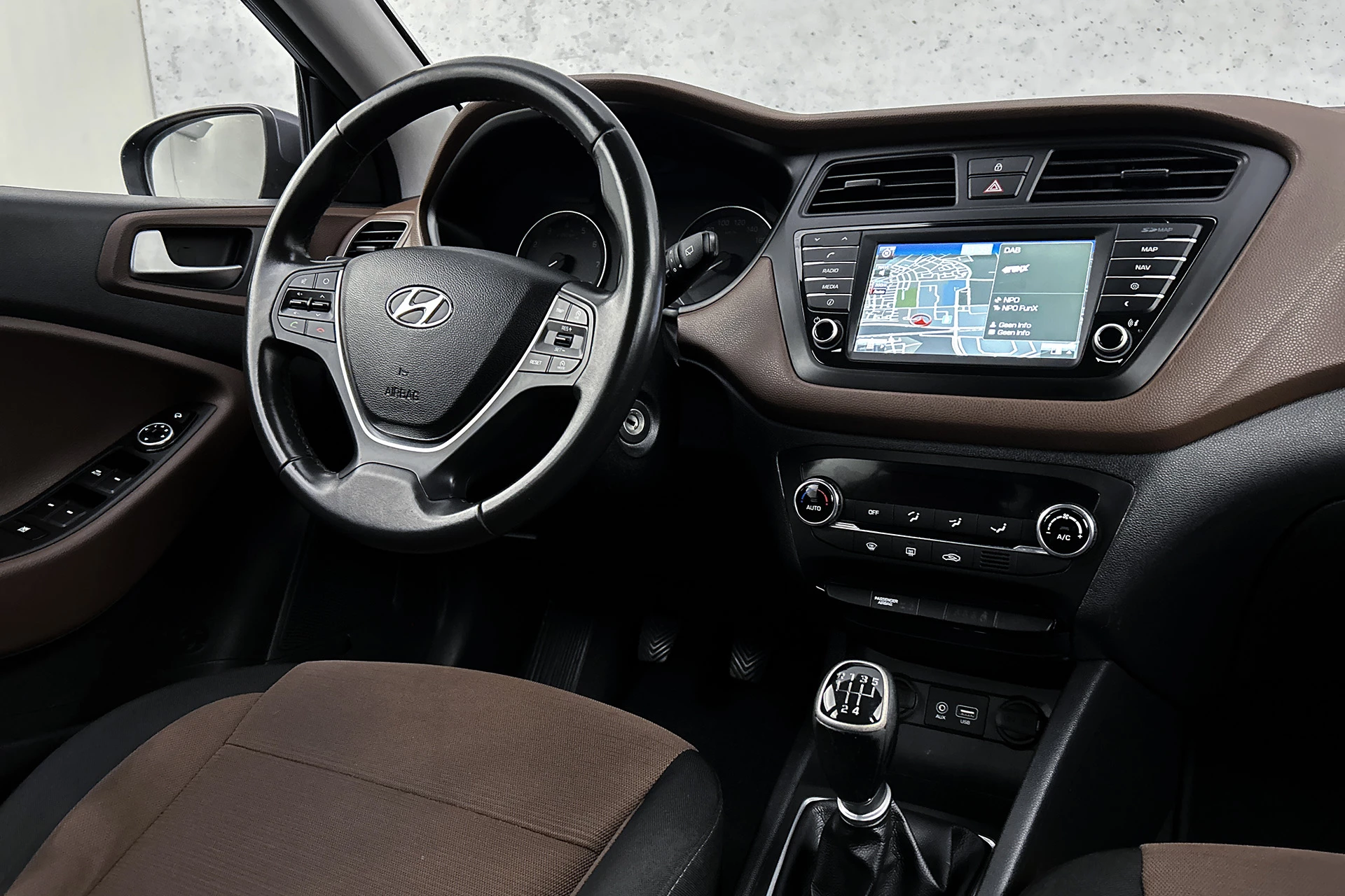 Hoofdafbeelding Hyundai i20
