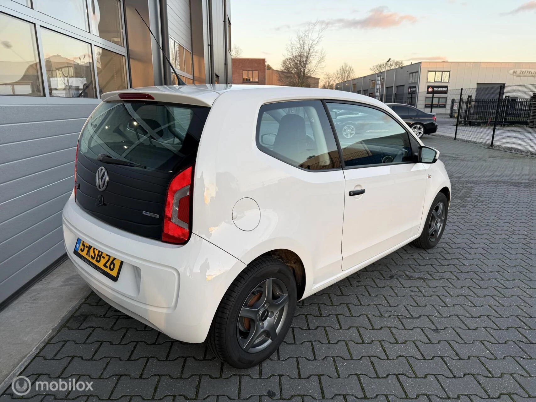 Hoofdafbeelding Volkswagen up!