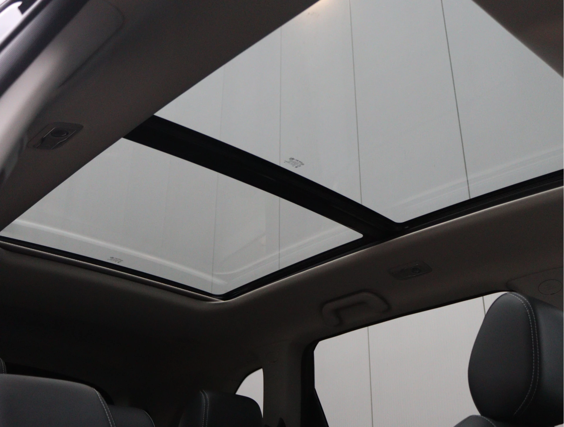 Hoofdafbeelding DFSK E5 PHEV