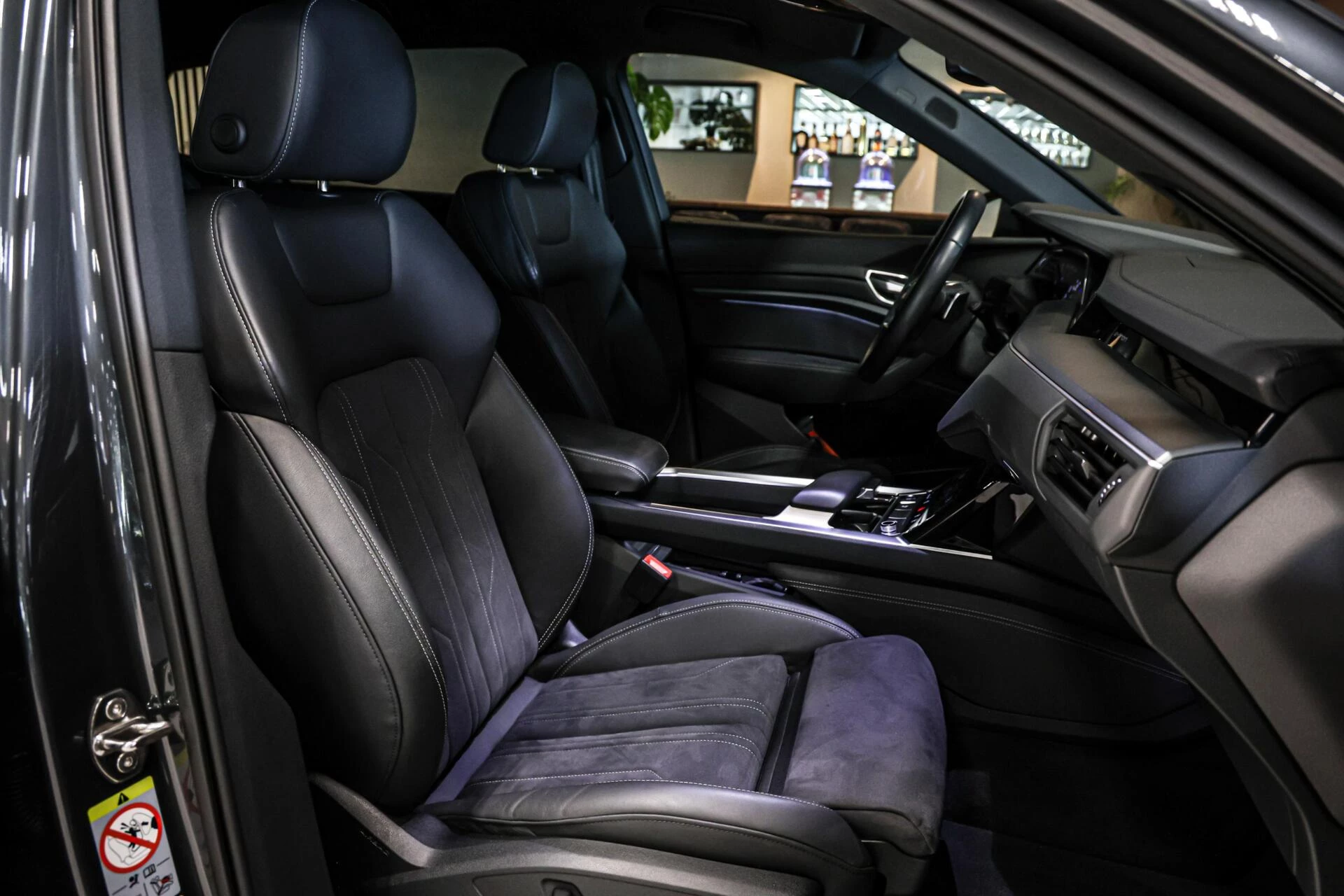 Hoofdafbeelding Audi Q8 e-tron