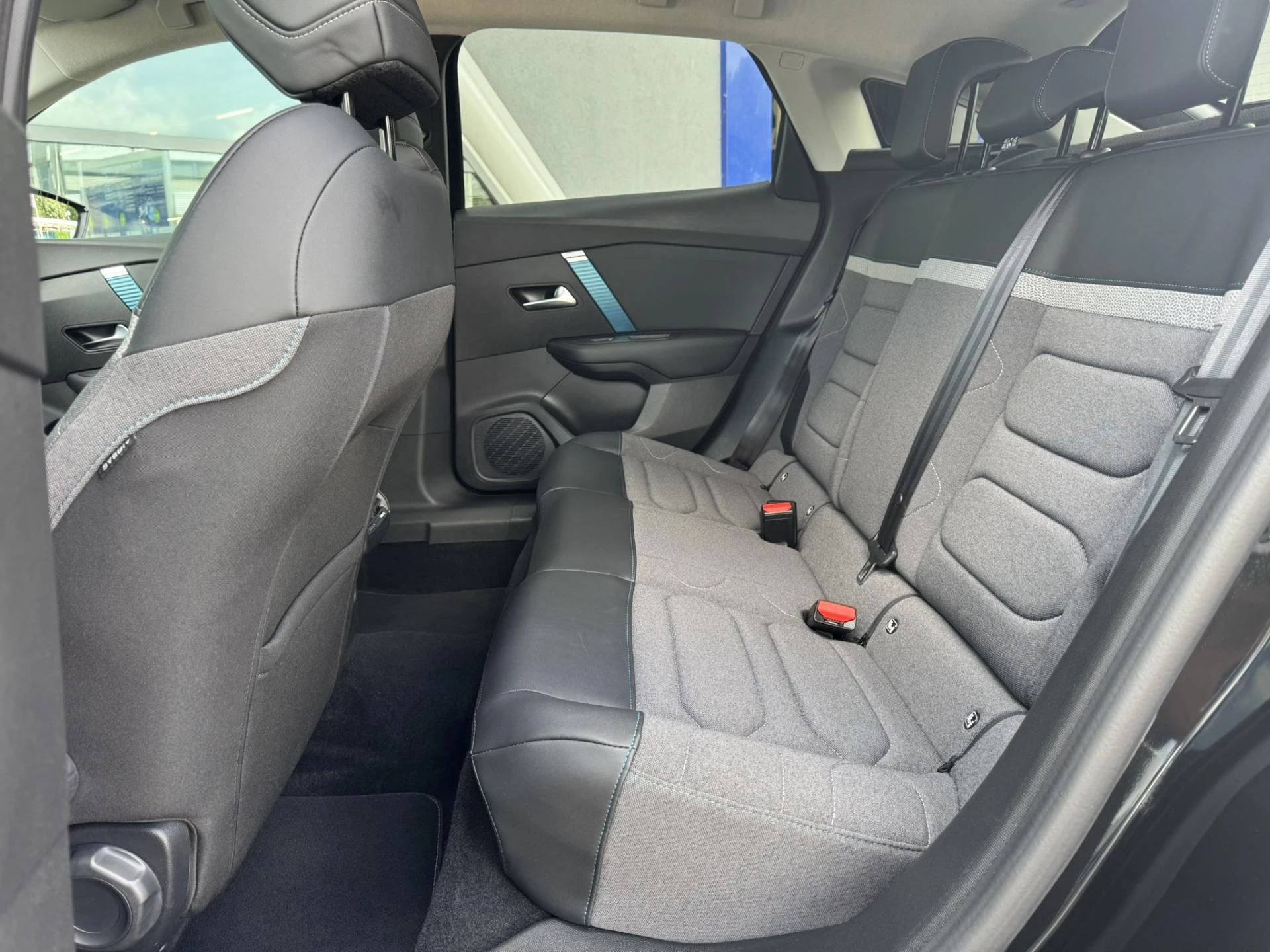 Hoofdafbeelding Citroën ë-C4
