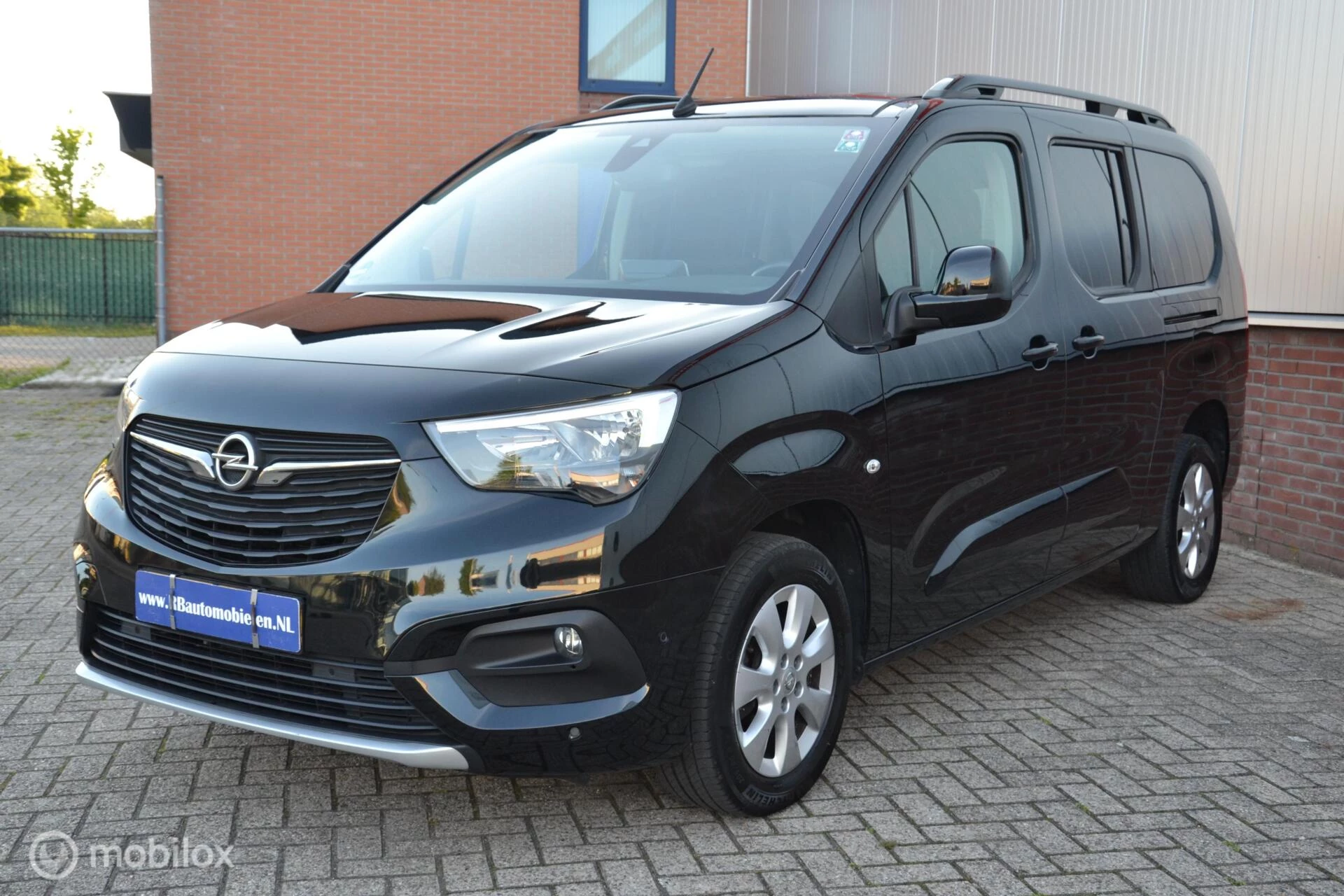 Hoofdafbeelding Opel Combo