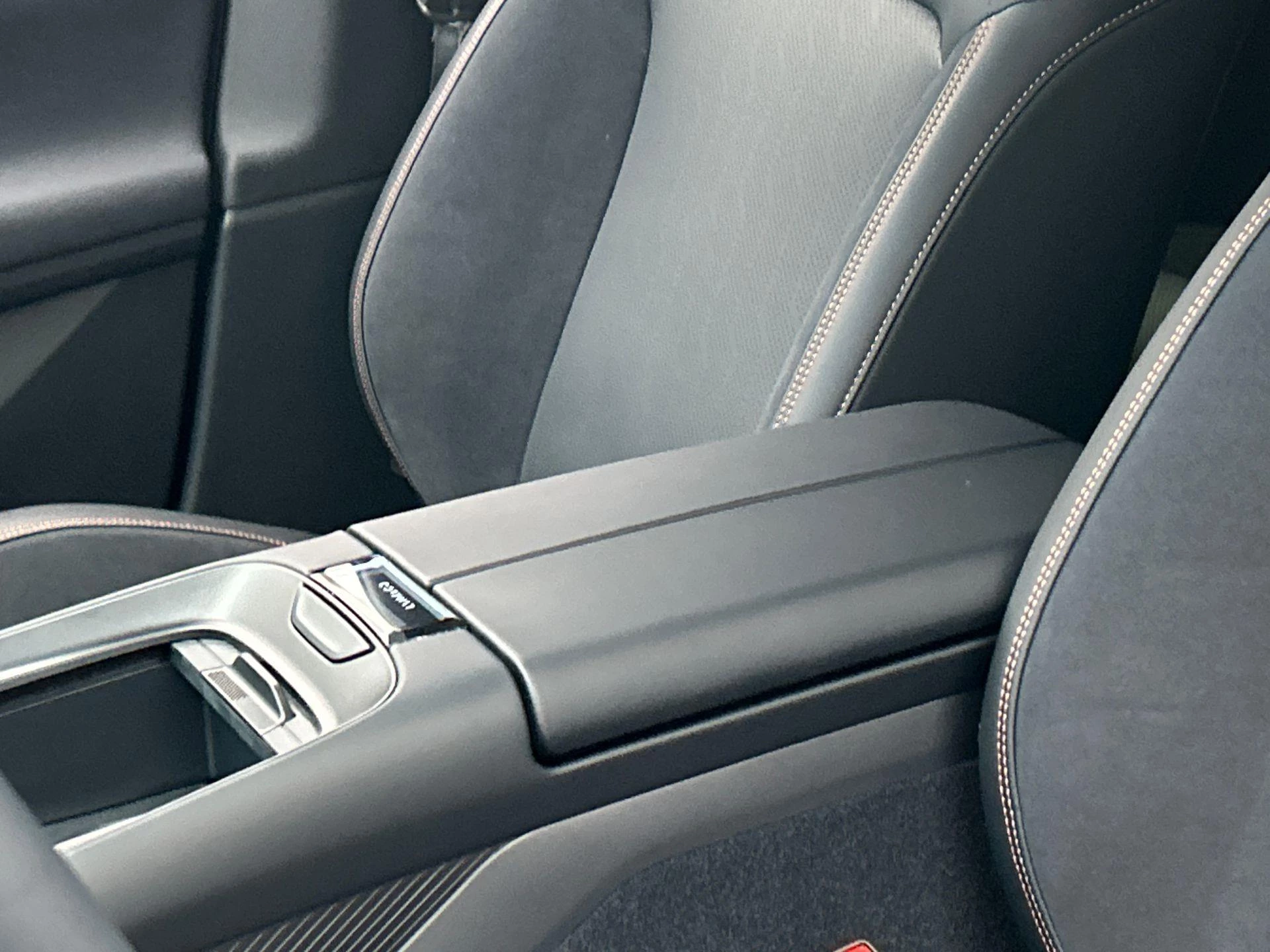 Hoofdafbeelding Lynk & Co 08