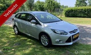 Hoofdafbeelding Ford Focus Ford Focus Wagon 1.0 EcoBoost,125 pk, Lease Titanium