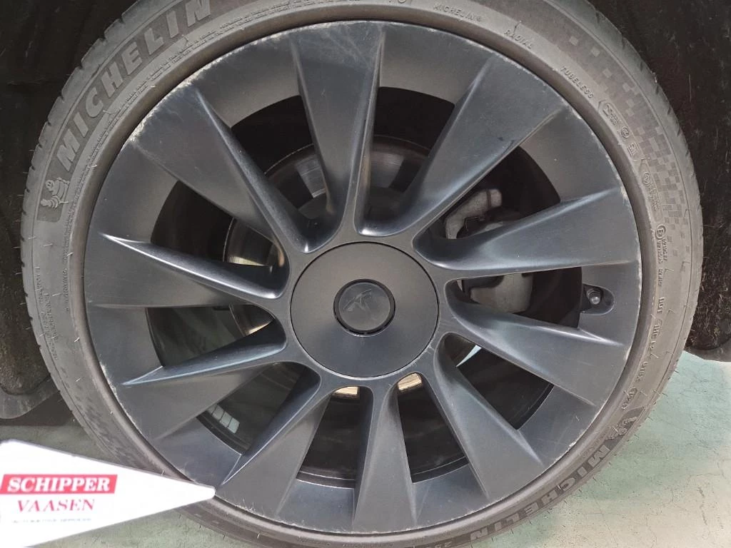 Hoofdafbeelding Tesla Model Y