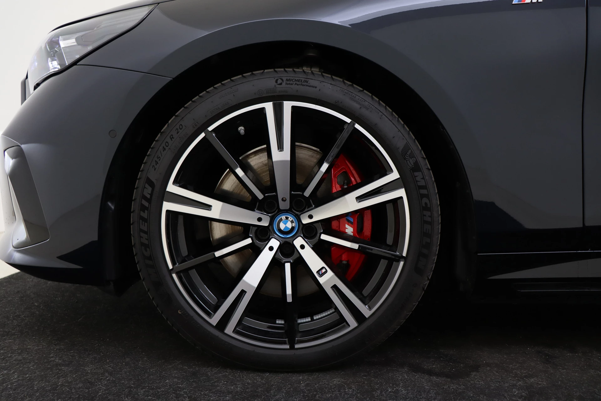 Hoofdafbeelding BMW i5