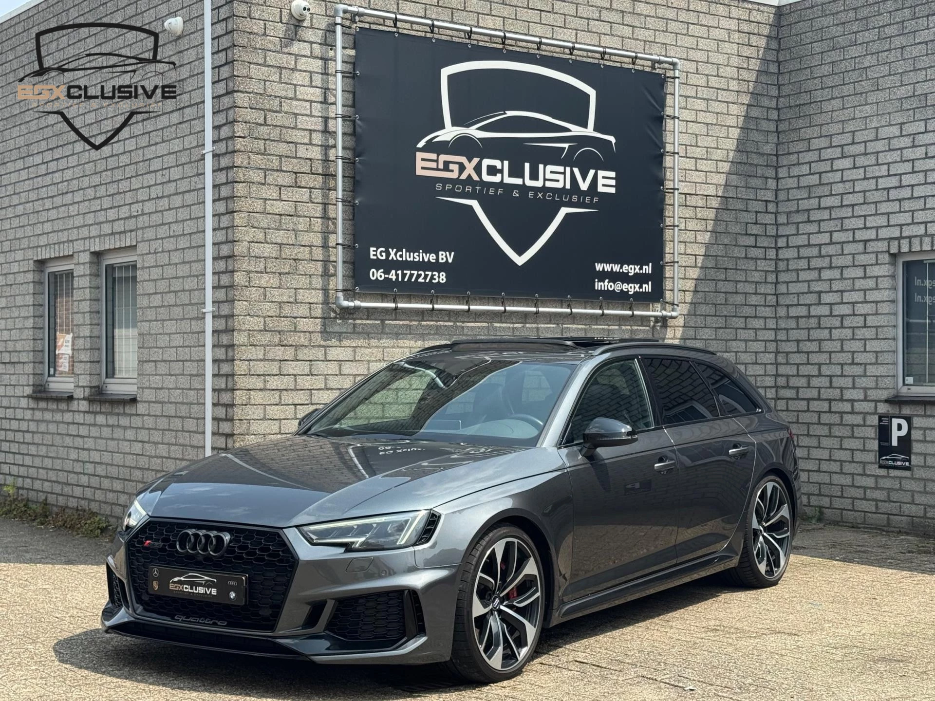 Hoofdafbeelding Audi RS4