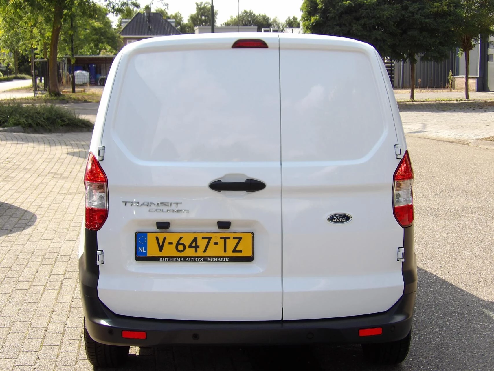 Hoofdafbeelding Ford Transit Courier