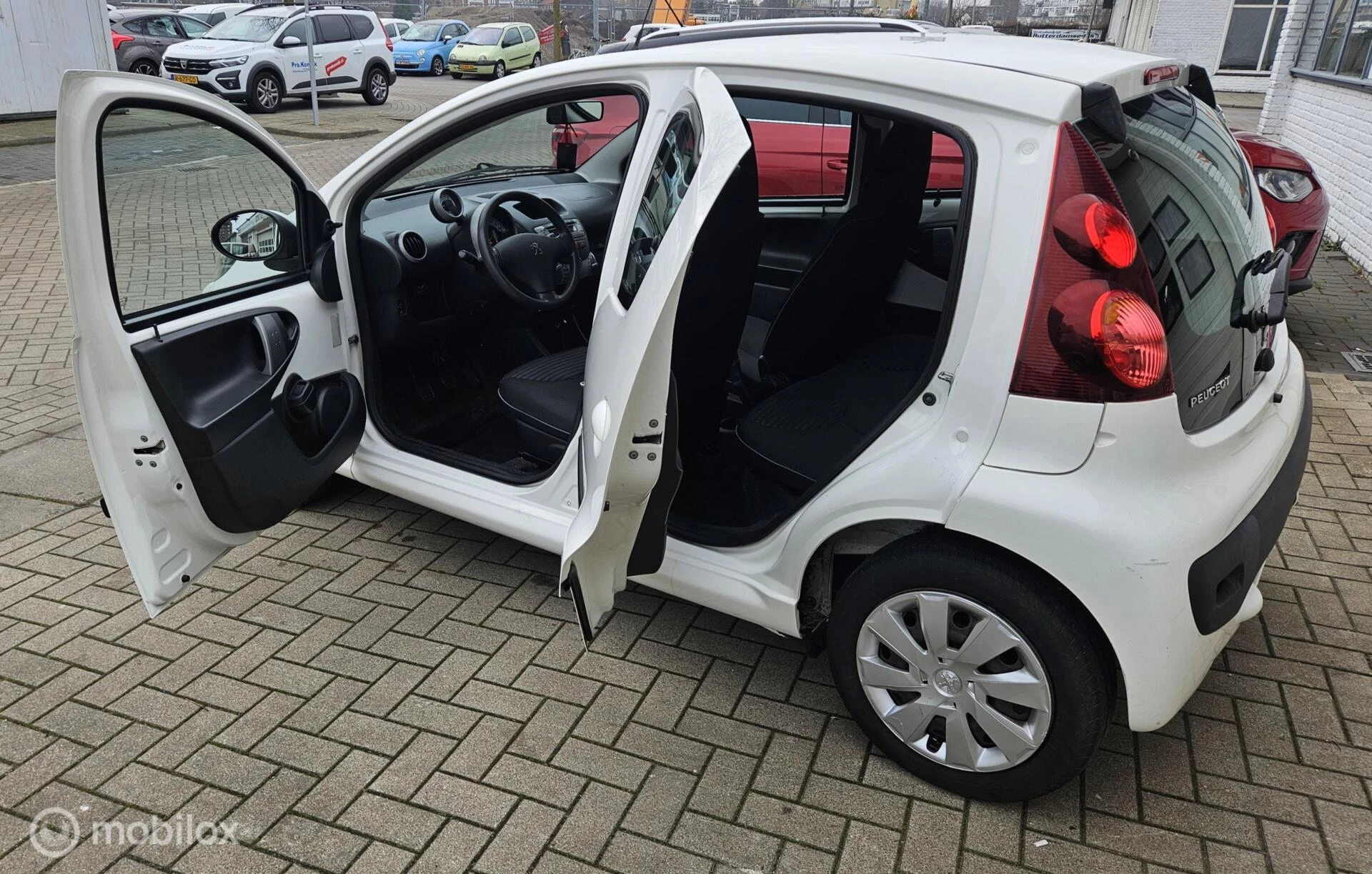 Hoofdafbeelding Peugeot 107