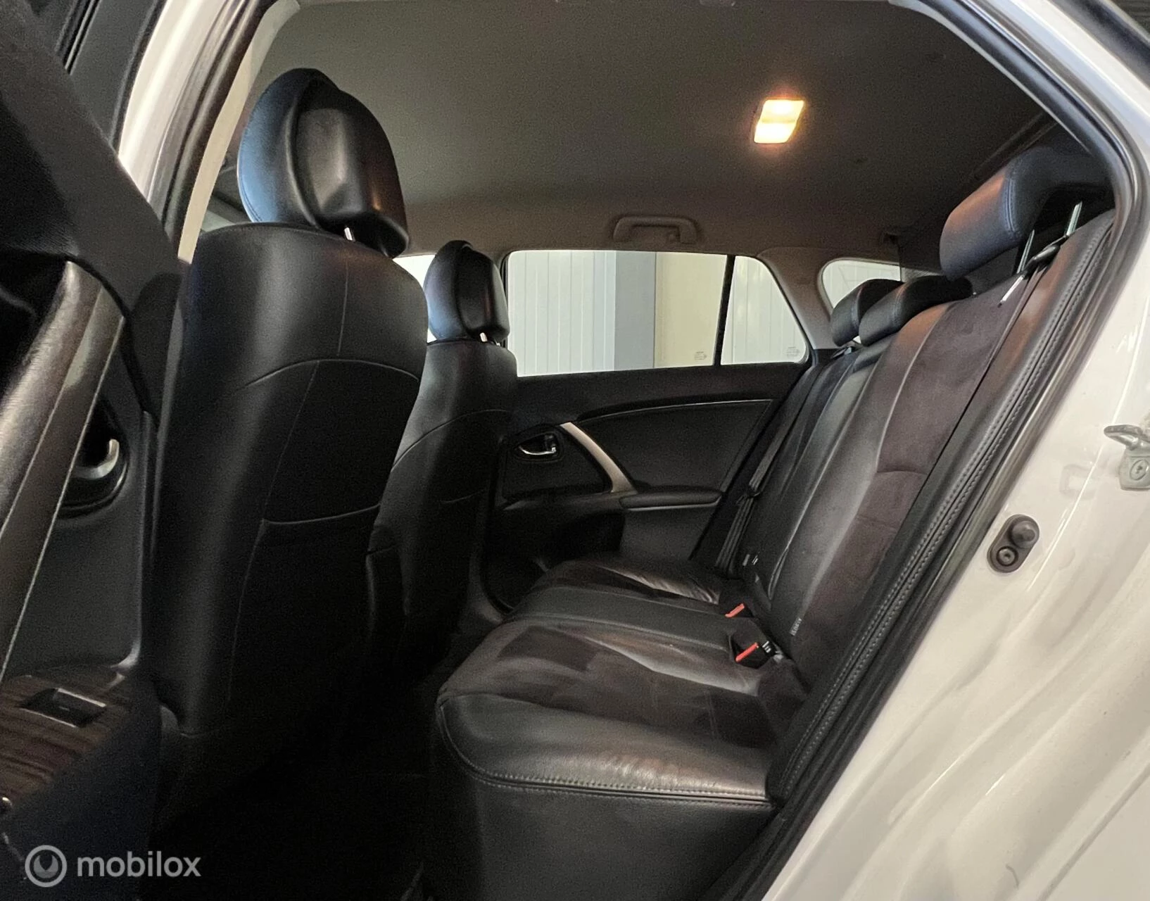 Hoofdafbeelding Toyota Avensis