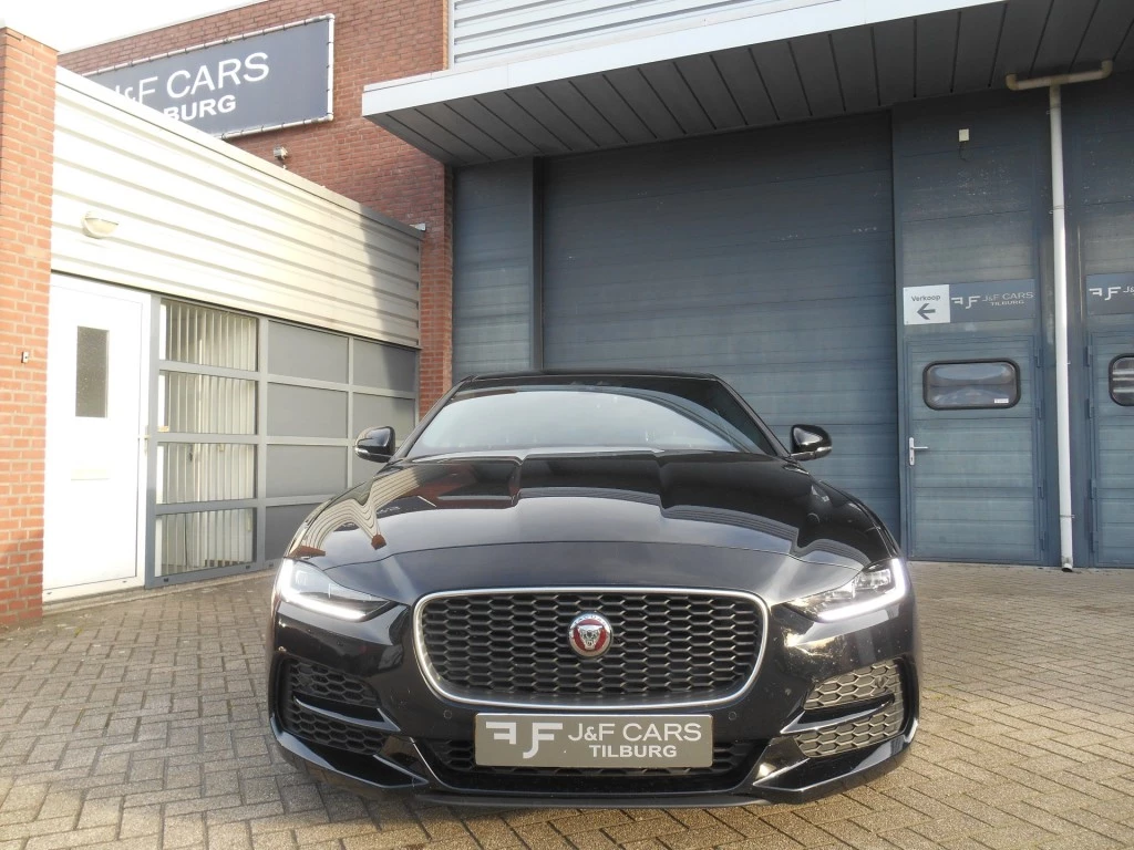 Hoofdafbeelding Jaguar XE