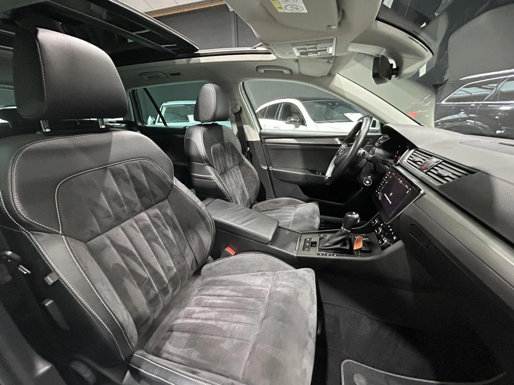 Hoofdafbeelding Škoda Superb