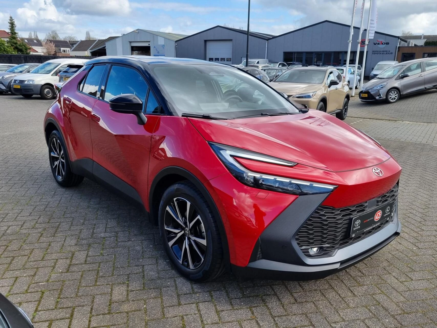 Hoofdafbeelding Toyota C-HR