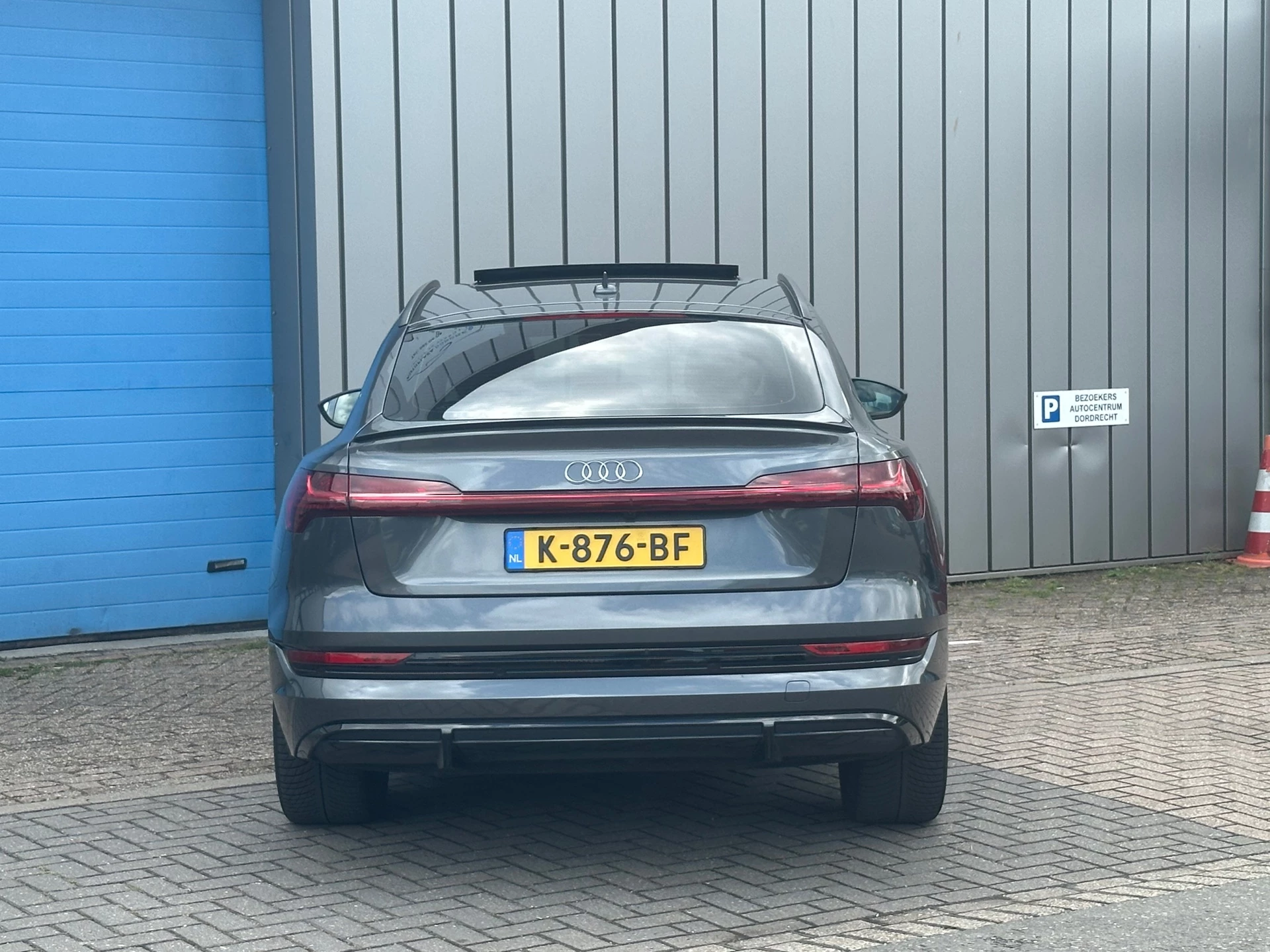 Hoofdafbeelding Audi e-tron