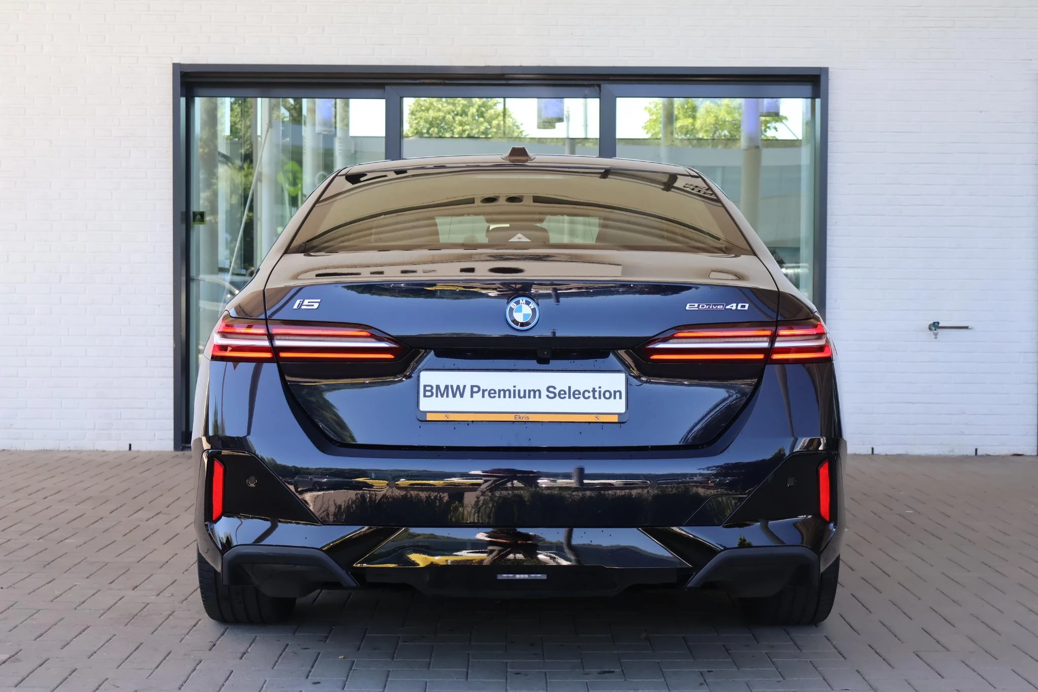 Hoofdafbeelding BMW i5