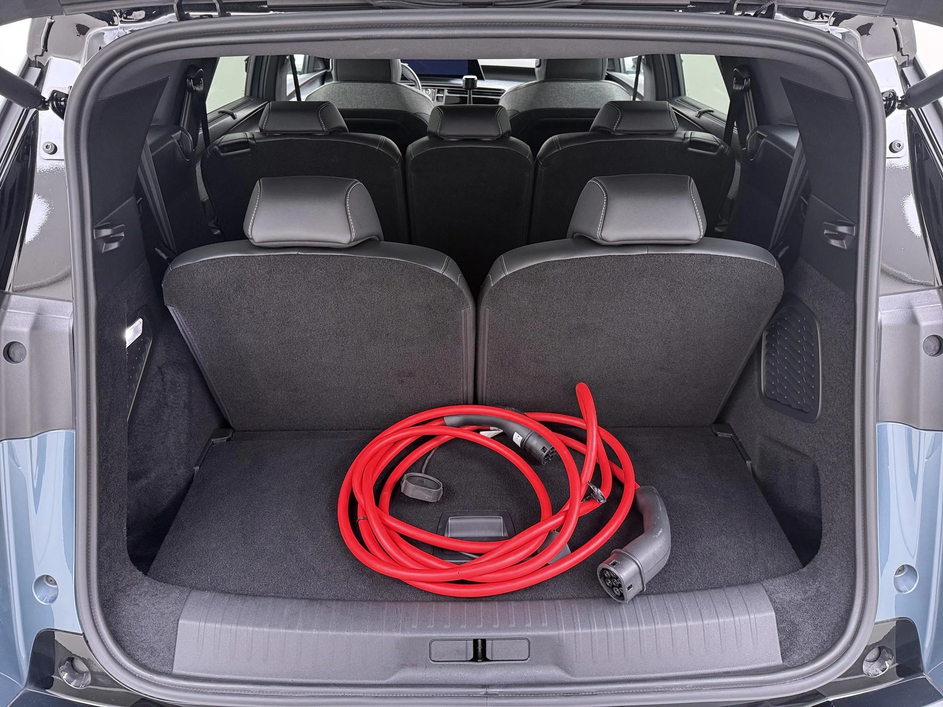 Hoofdafbeelding Peugeot e-5008