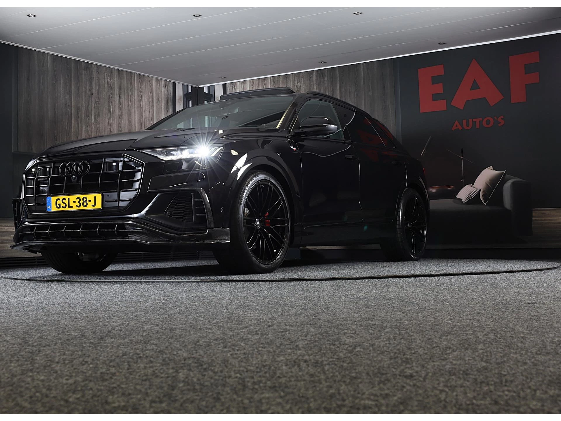 Hoofdafbeelding Audi Q8