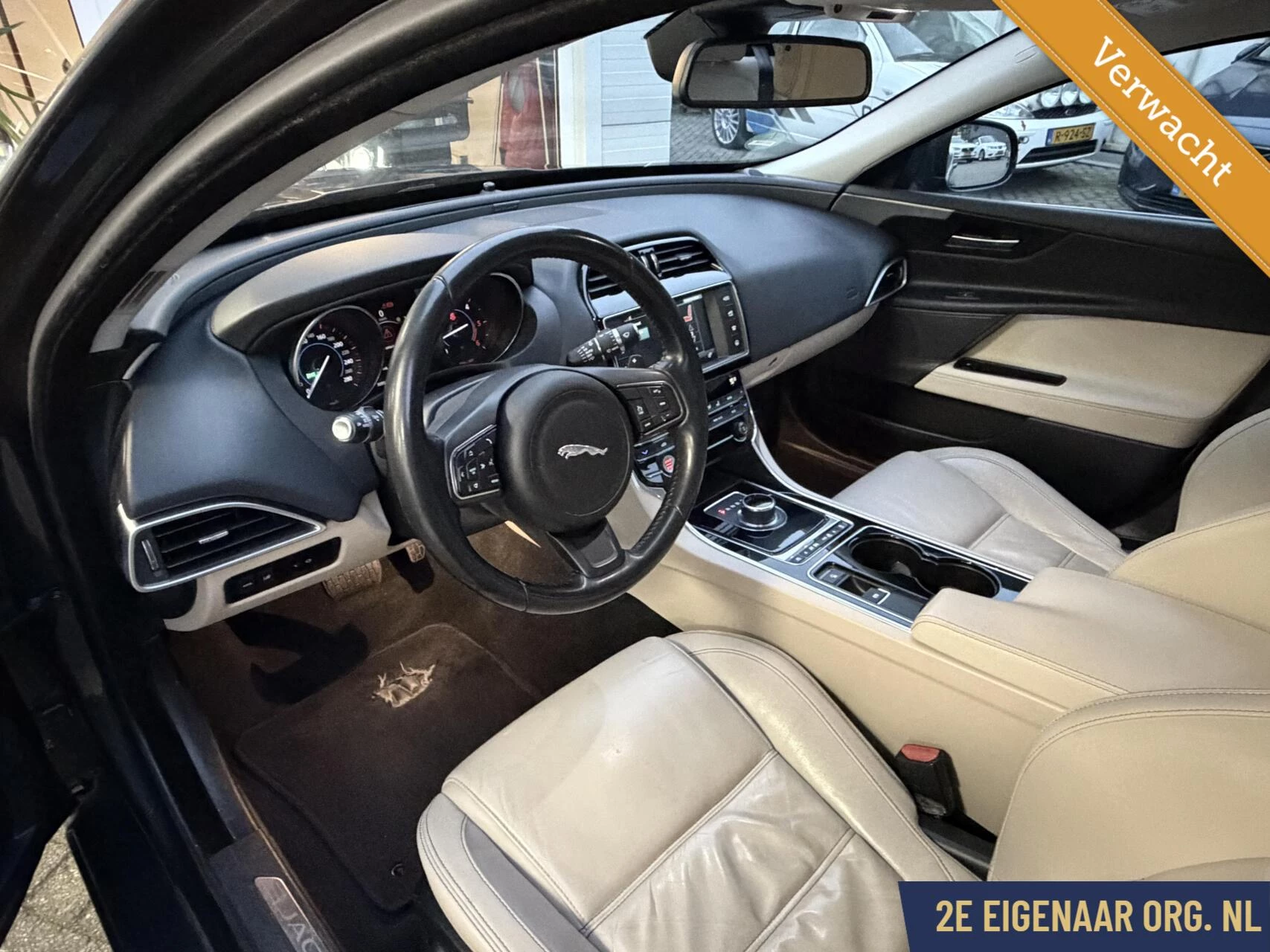 Hoofdafbeelding Jaguar XE