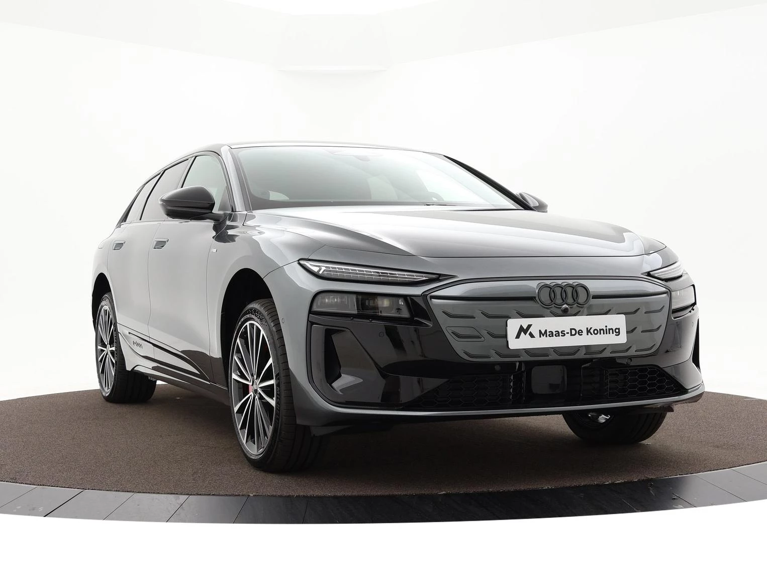 Hoofdafbeelding Audi A6 Avant e-tron
