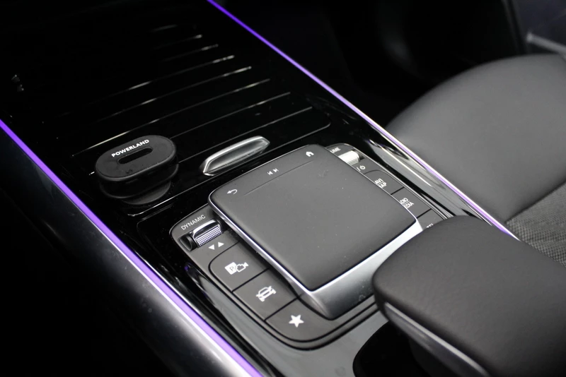 Hoofdafbeelding Mercedes-Benz EQA