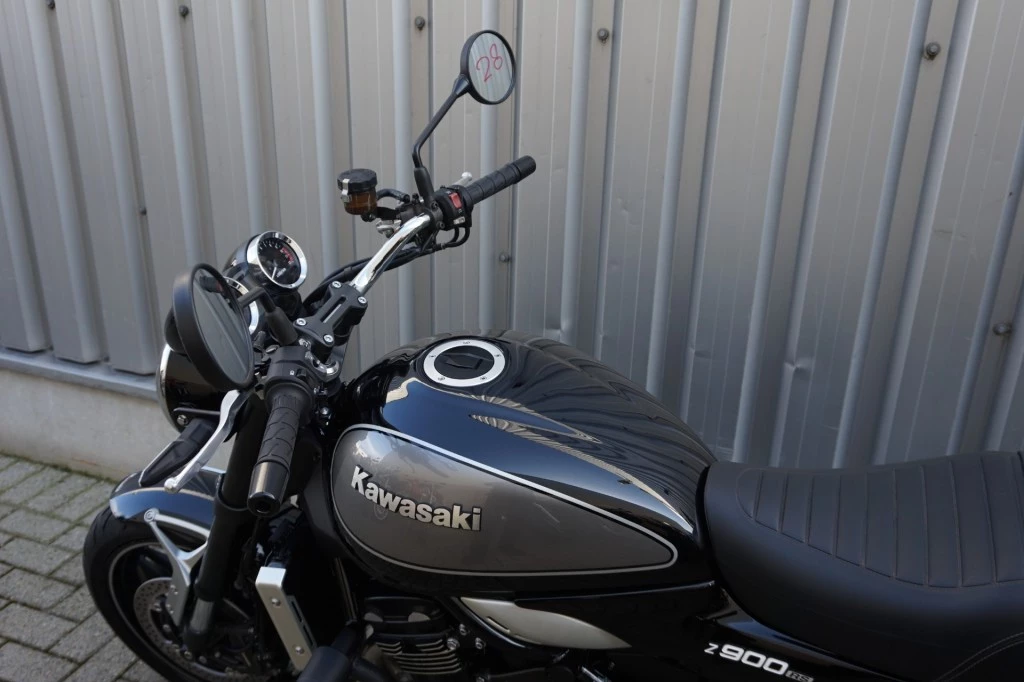 Hoofdafbeelding Kawasaki Z900RS