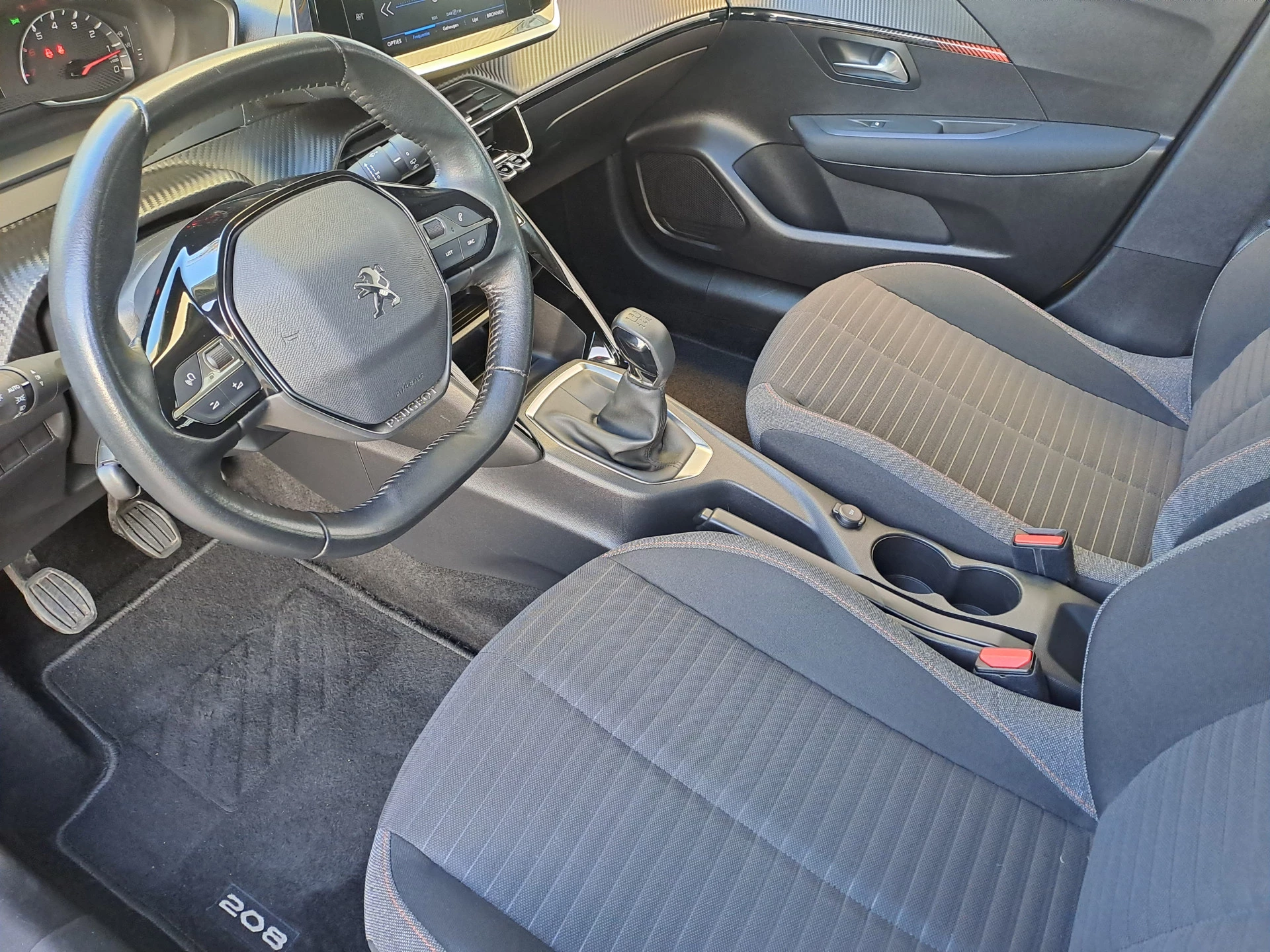 Hoofdafbeelding Peugeot 208