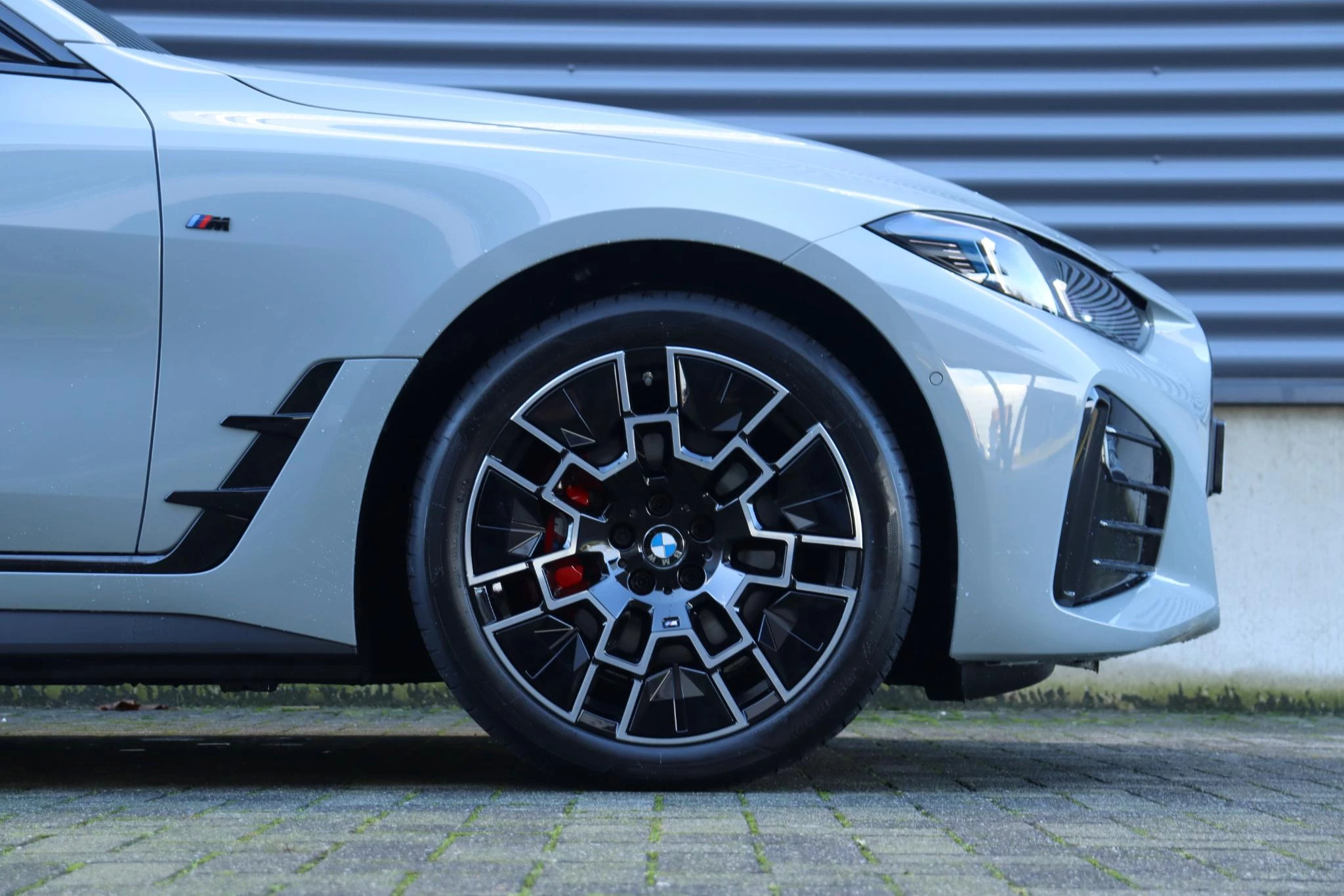 Hoofdafbeelding BMW i4