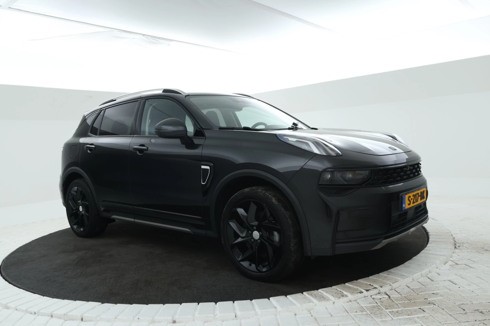 Hoofdafbeelding Lynk & Co 01