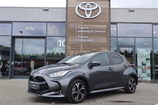 Toyota Yaris HYBRID 115 DYNAMIC STOEL/STUURVERW BLIND-SPOT P-SENSOREN 16'' LM-VELGEN KEYLESS CAMERA APPLE/ANDROID AD-CRUISE CLIMA LED